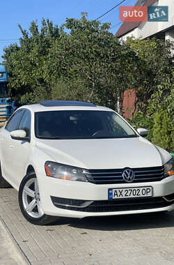 Седан Volkswagen Passat 2012 в Харькове