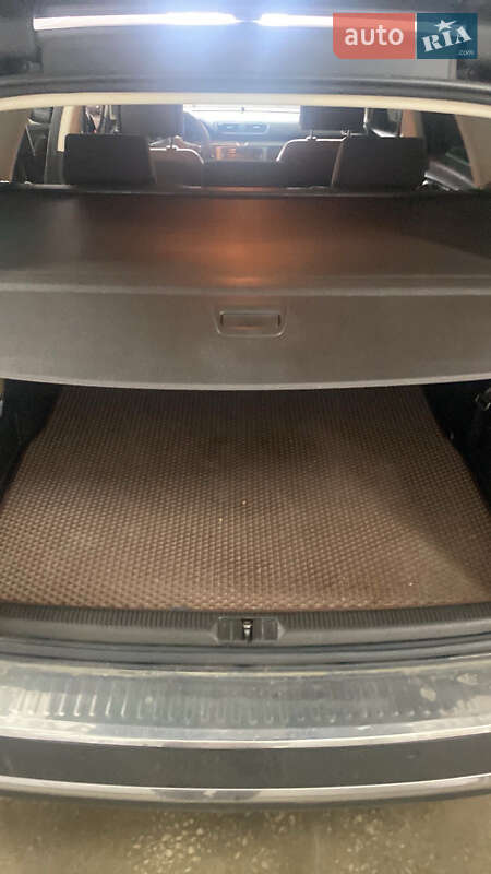 Универсал Volkswagen Passat 2011 в Киеве