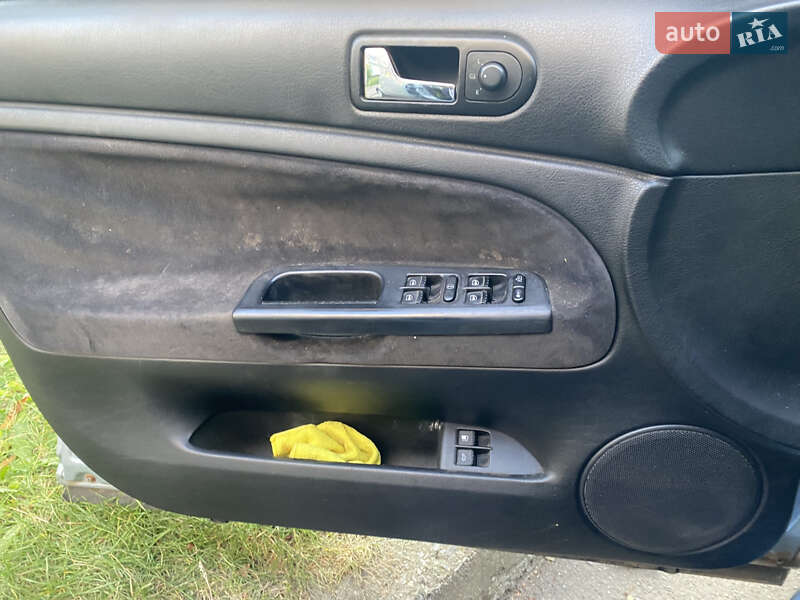 Седан Volkswagen Passat 2001 в Виннице