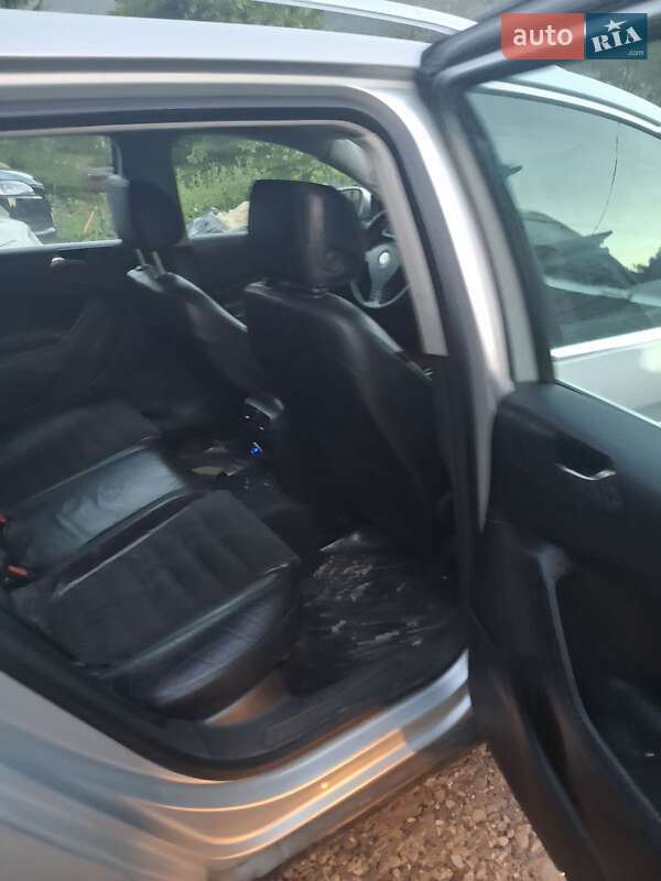 Универсал Volkswagen Passat 2005 в Полянице фото 8 Универсал Volkswagen Passat 2005 в Полянице