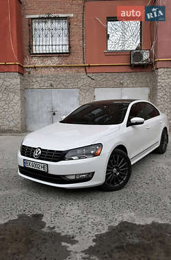 Седан Volkswagen Passat 2014 в Хмельницком