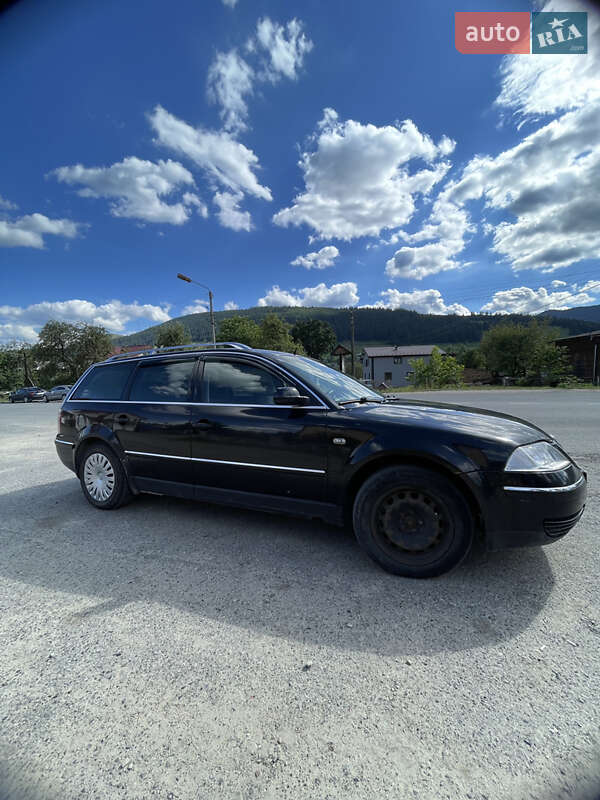 Универсал Volkswagen Passat 2001 в Верховине