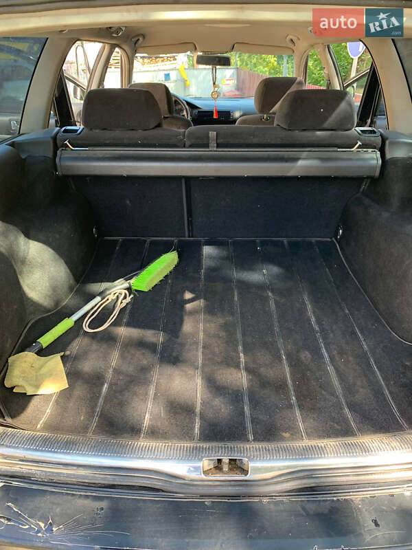 Универсал Volkswagen Passat 2001 в Верховине