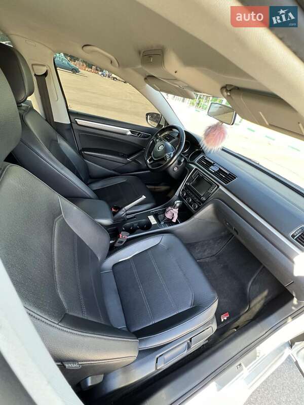Седан Volkswagen Passat 2018 в Кривому Розі