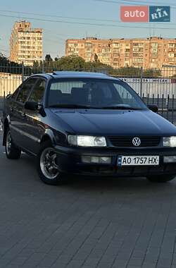 Седан Volkswagen Passat 1994 в Одесі