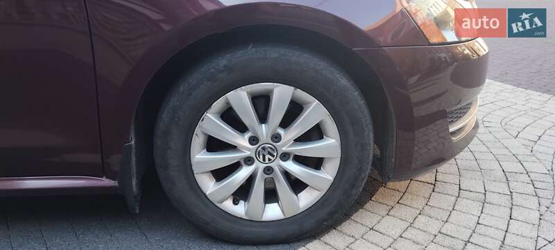 Седан Volkswagen Passat 2014 в Ровно фото 17 Седан Volkswagen Passat 2014 в Ровно