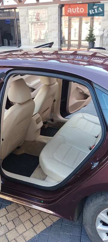 Седан Volkswagen Passat 2014 в Ровно фото 21 Седан Volkswagen Passat 2014 в Ровно