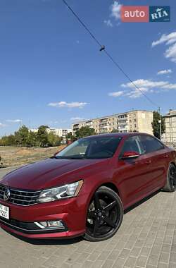 Седан Volkswagen Passat 2018 в Терновке