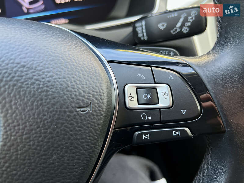 Универсал Volkswagen Passat 2018 в Дрогобыче