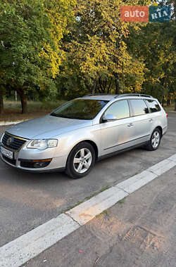 Универсал Volkswagen Passat 2006 в Гайвороне