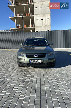 Седан Volkswagen Passat 2001 в Харькове