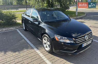 Седан Volkswagen Passat 2012 в Борисполі
