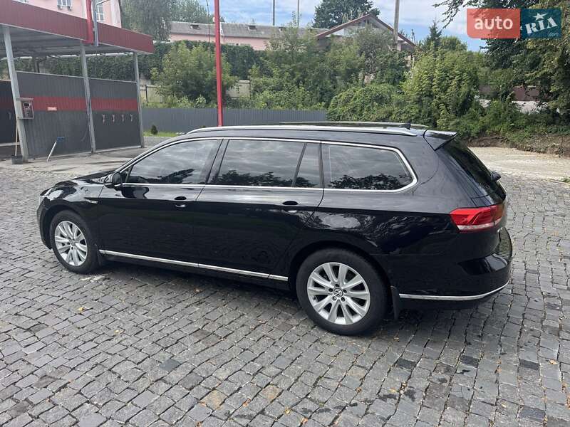 Универсал Volkswagen Passat 2015 в Житомире фото 3 Универсал Volkswagen Passat 2015 в Житомире