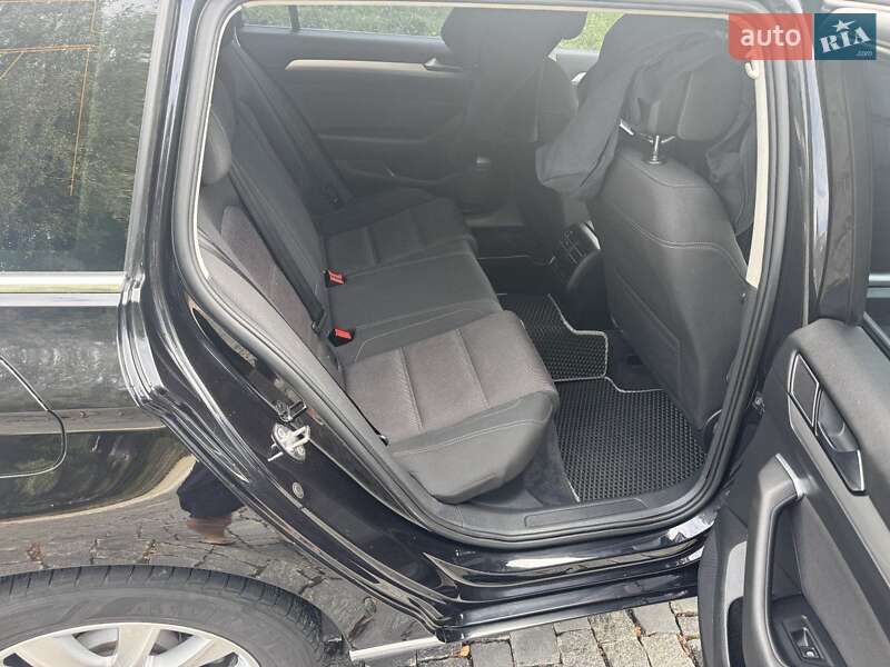 Универсал Volkswagen Passat 2015 в Житомире фото 19 Универсал Volkswagen Passat 2015 в Житомире