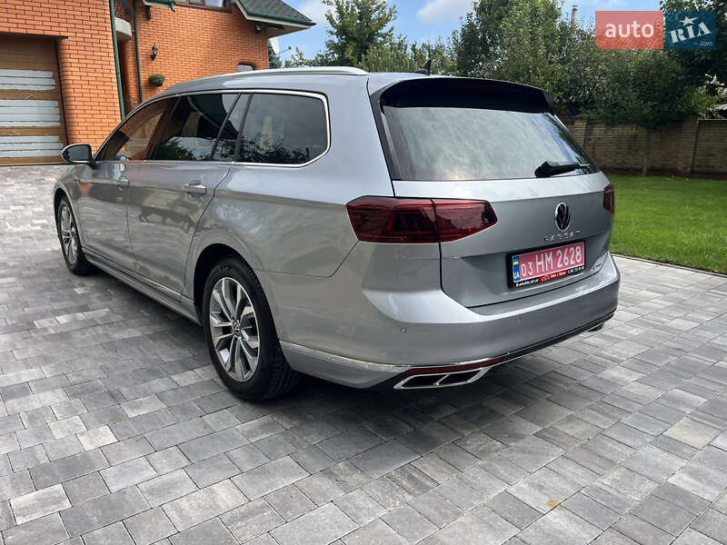 Универсал Volkswagen Passat 2021 в Житомире