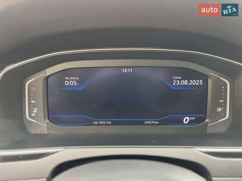 Универсал Volkswagen Passat 2021 в Житомире