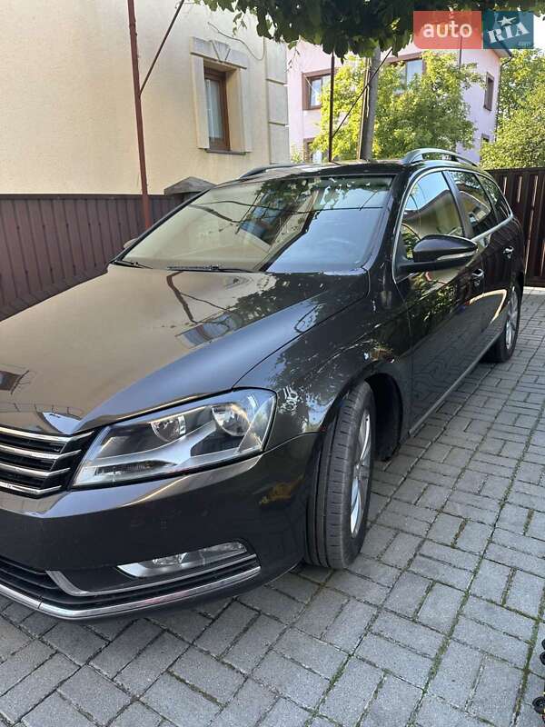 Универсал Volkswagen Passat 2012 в Львове