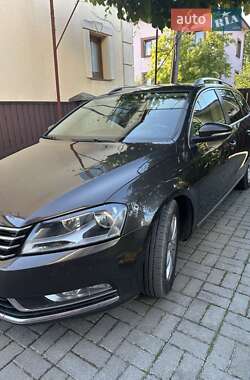 Универсал Volkswagen Passat 2012 в 