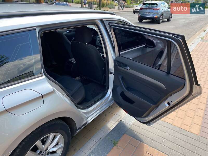 Универсал Volkswagen Passat 2015 в Белой Церкви