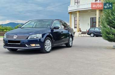 Седан Volkswagen Passat 2010 в Рожнятове