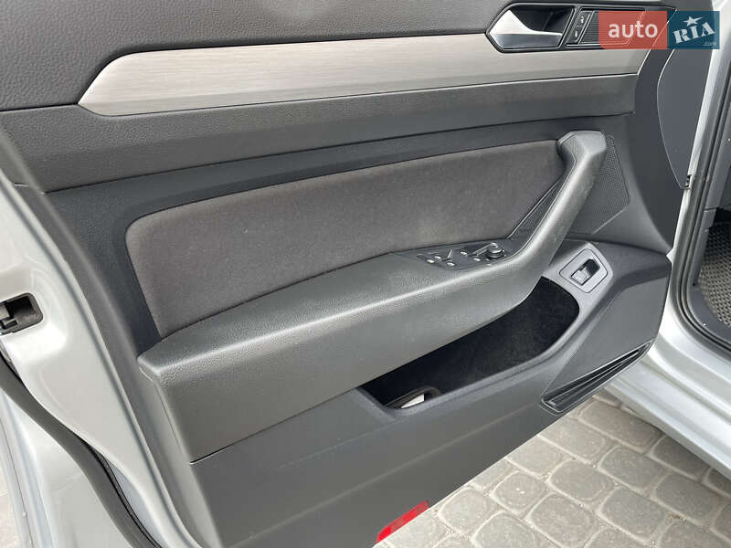 Универсал Volkswagen Passat 2014 в Виннице фото 25 Универсал Volkswagen Passat 2014 в Виннице