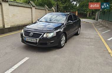 Седан Volkswagen Passat 2007 в Киеве