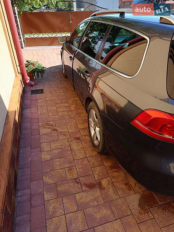 Універсал Volkswagen Passat 2013 в Ізяславі фото 4 Універсал Volkswagen Passat 2013 в Ізяславі