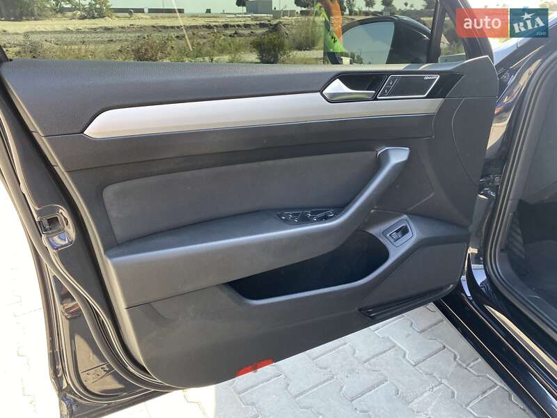 Универсал Volkswagen Passat 2015 в Корсуне-Шевченковском