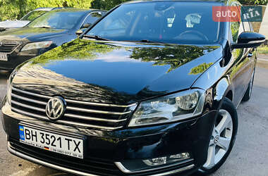 Универсал Volkswagen Passat 2014 в Одессе
