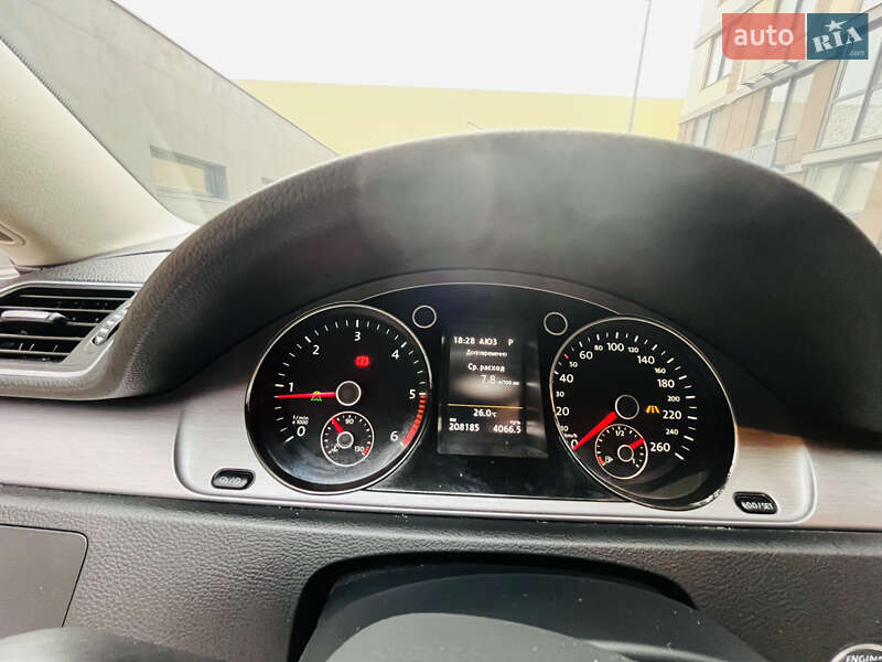 Универсал Volkswagen Passat 2014 в Одессе