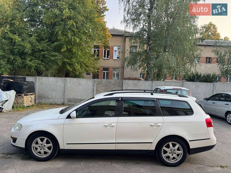 Универсал Volkswagen Passat 2009 в Харькове