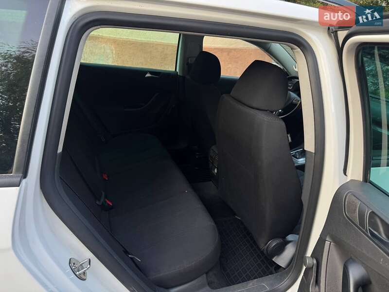 Универсал Volkswagen Passat 2009 в Харькове