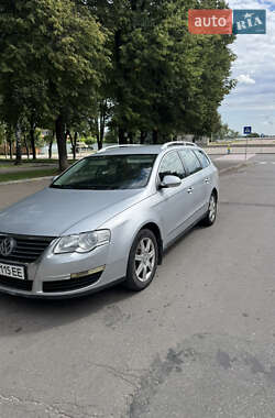 Універсал Volkswagen Passat 2007 в Сумах