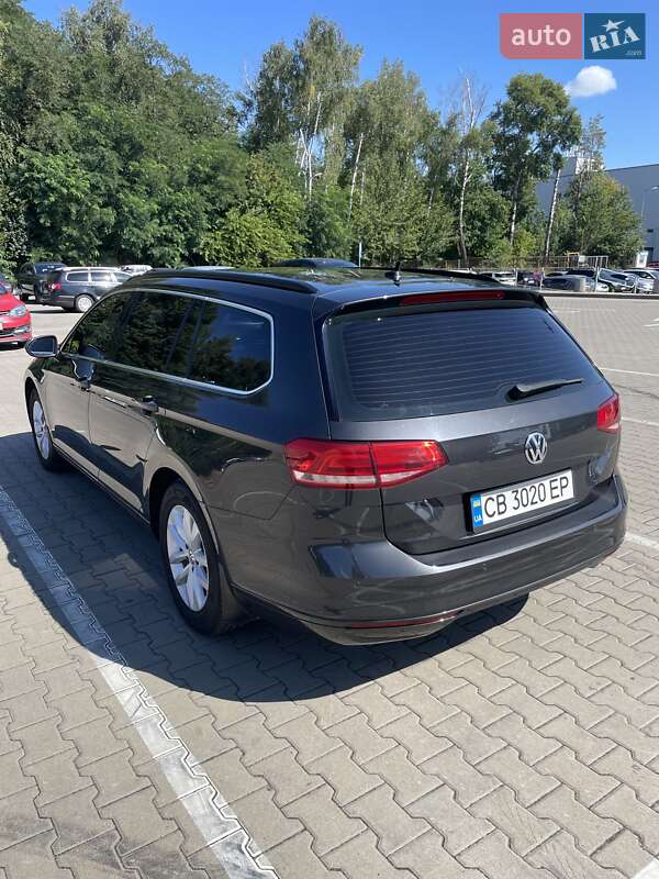 Універсал Volkswagen Passat 2017 в Чернігові