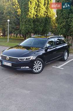 Універсал Volkswagen Passat 2017 в Рівному