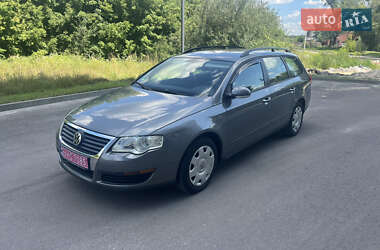 Универсал Volkswagen Passat 2007 в Сарнах