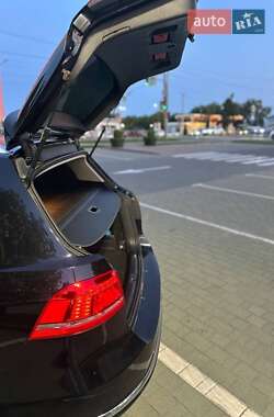 Універсал Volkswagen Passat 2011 в  фото 3 Універсал Volkswagen Passat 2011 в