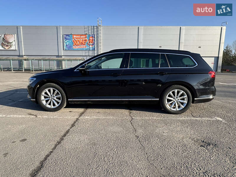 Універсал Volkswagen Passat 2017 в Запоріжжі
