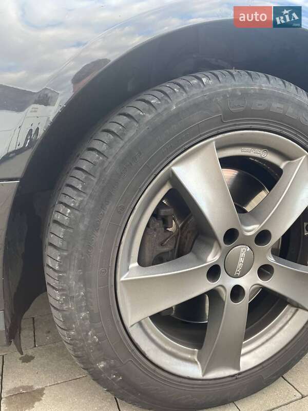 Універсал Volkswagen Passat 2009 в Брошневі-Облозі