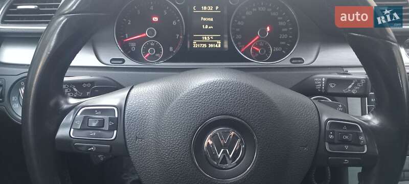Универсал Volkswagen Passat 2011 в Калиновке