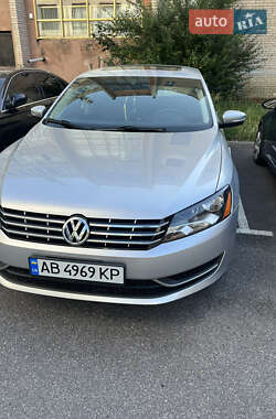 Седан Volkswagen Passat 2012 в Виннице