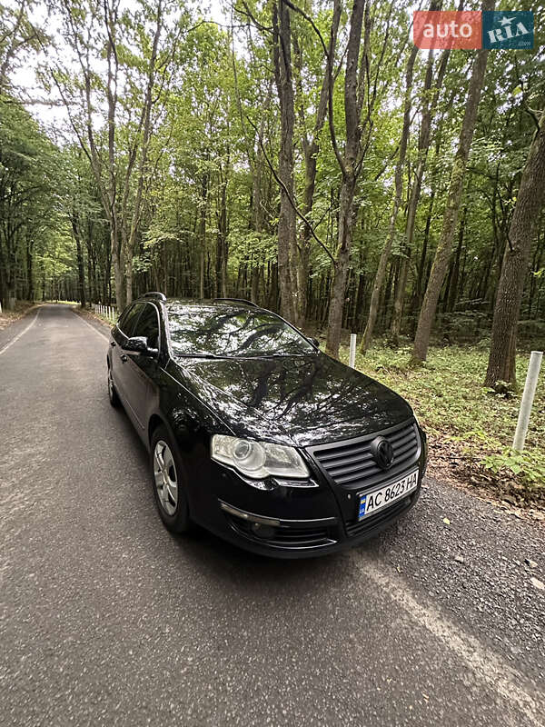 Универсал Volkswagen Passat 2009 в Луцке фото 3 Универсал Volkswagen Passat 2009 в Луцке