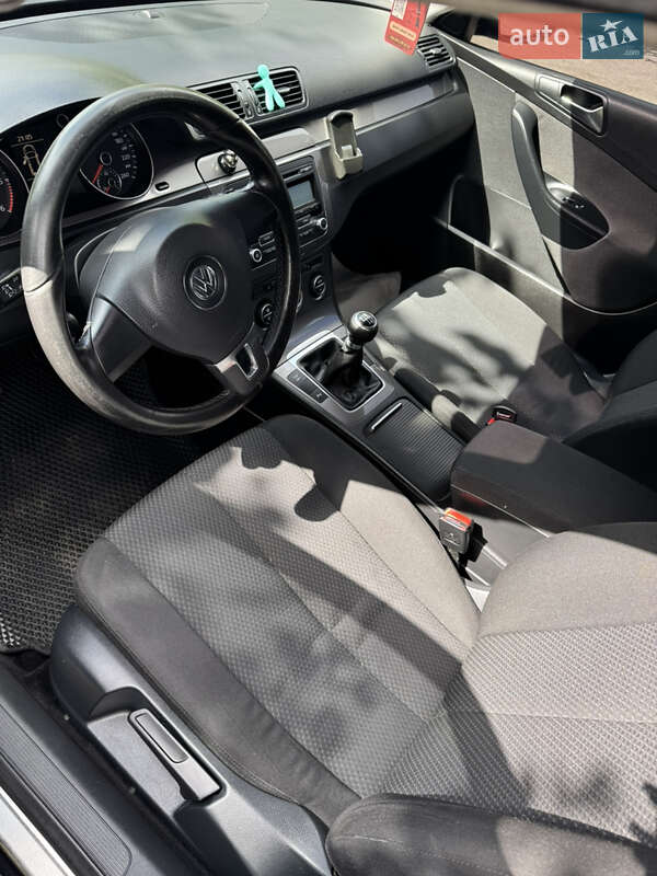 Универсал Volkswagen Passat 2009 в Луцке фото 8 Универсал Volkswagen Passat 2009 в Луцке