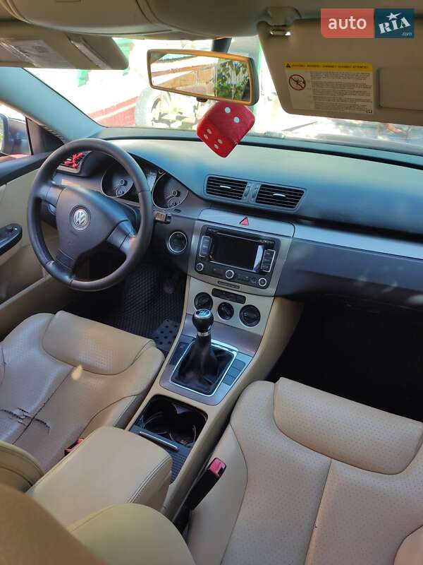 Седан Volkswagen Passat 2005 в Казатине фото 15 Седан Volkswagen Passat 2005 в Казатине
