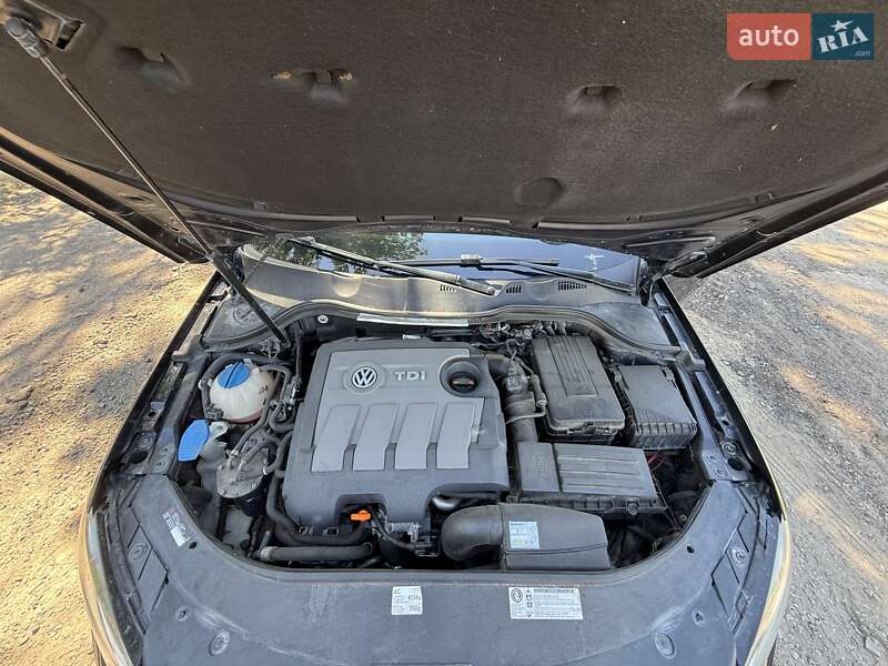 Універсал Volkswagen Passat 2013 в Затишші