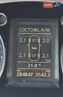 Універсал Volkswagen Passat 2011 в  фото 26 Універсал Volkswagen Passat 2011 в
