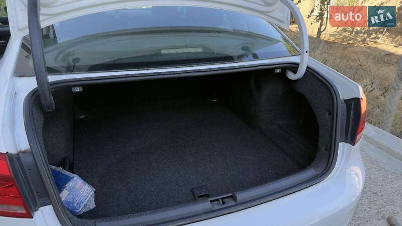 Седан Volkswagen Passat 2012 в Черноморске