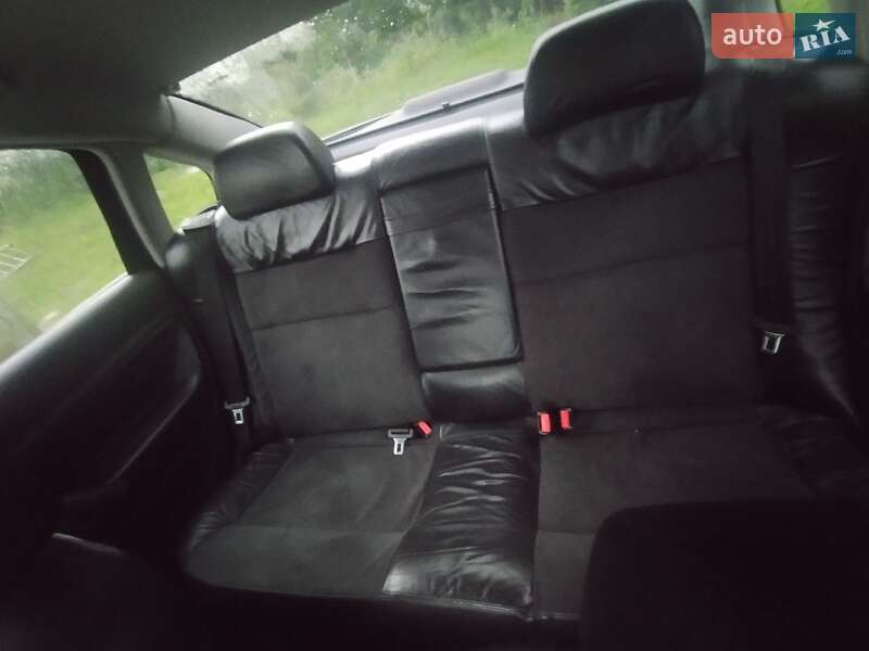 Седан Volkswagen Passat 2001 в Бориславі