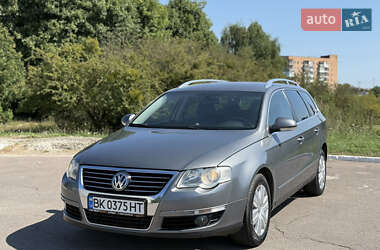 Універсал Volkswagen Passat 2007 в Рівному