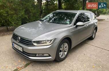 Универсал Volkswagen Passat 2016 в Александрие